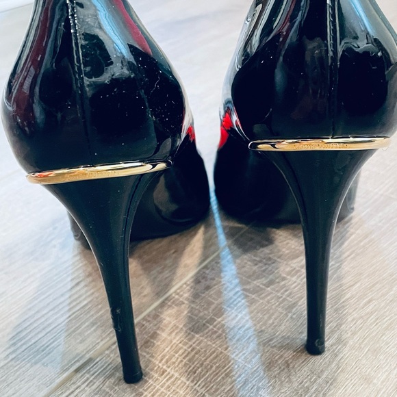 Louis Vuitton , high heels model 12cm, in black patent leather, size 40.5FR. - Picture 3 of 7